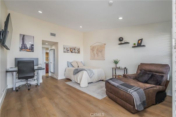Bedroom, Home Office, Interior, Recessed Lighting, Wood Texture Flooring