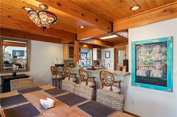 Dining room, Interior, Recessed Lighting, Wooden Beams, Wooden Ceilings