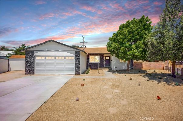 Attached, Backyard, Exterior, Facade, Ranch