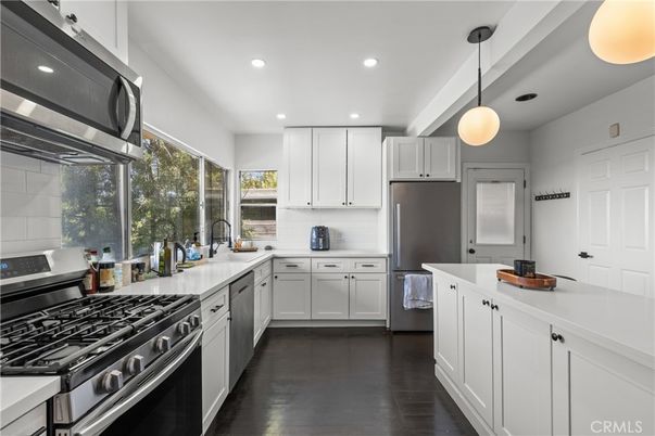 Interior, Kitchen, Pendant Lights, Recessed Lighting, Stainless Steel Appliances