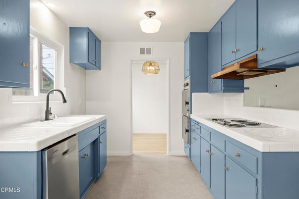 Interior, Kitchen, Tile Countertops
