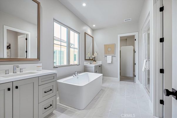 Bathroom, Dual Sink Vanities, Free Standing Baths, Interior, Marble, Recessed Lighting