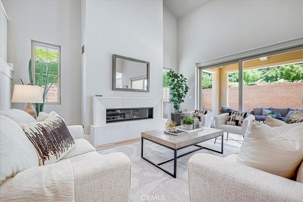 Fireplace, Interior, Living room