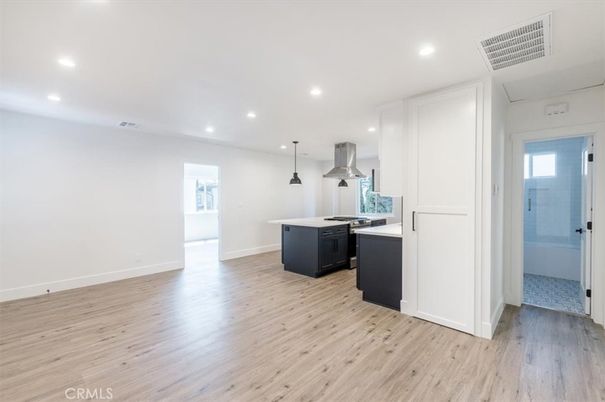 Interior, Kitchen, Pendant Lights, Recessed Lighting, Wood Texture Flooring