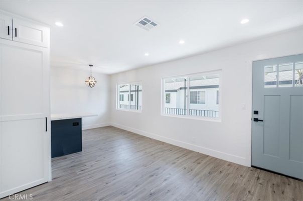 Empty room, Interior, Pendant Lights, Recessed Lighting, Wood Texture Flooring
