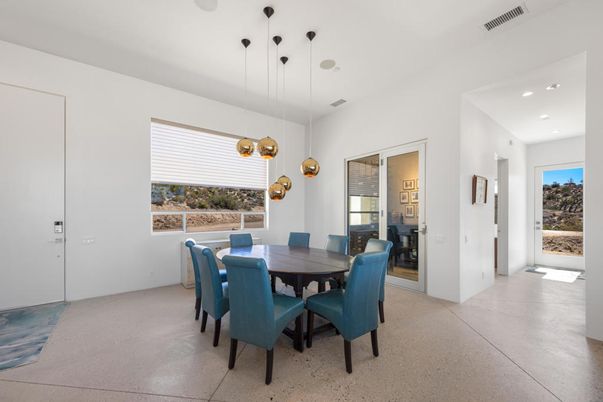 Dining room, Interior, Pendant Lights, Recessed Lighting