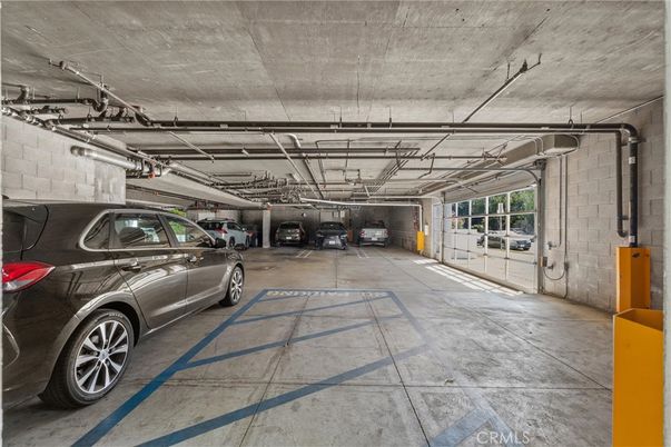 Garage, Interior, Stone Walls