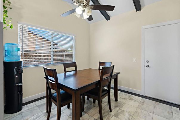 Dining room, Interior