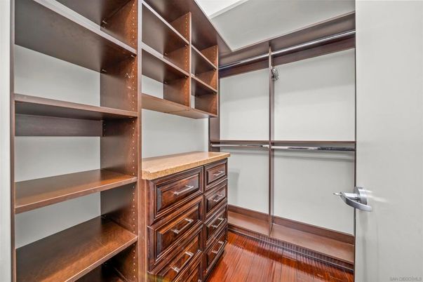 Interior, Walk-in Closets, Wood Texture Flooring