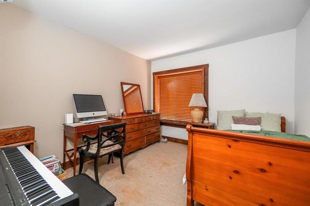 Home Office, Interior, Piano