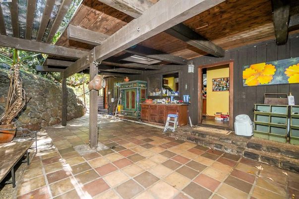 Interior, Wooden Beams