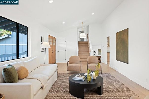 Interior, Living room, Pendant Lights, Recessed Lighting, Wood Texture Flooring