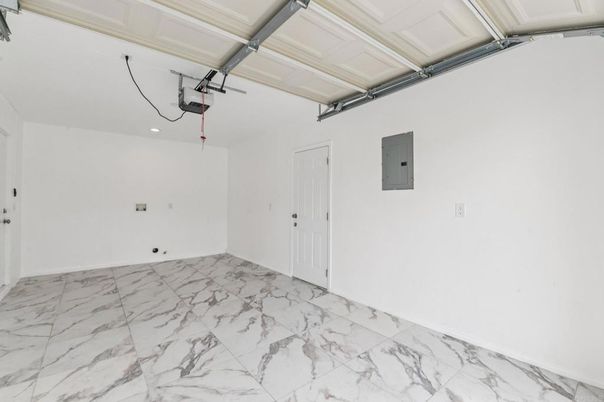 Garage, Interior, Marble