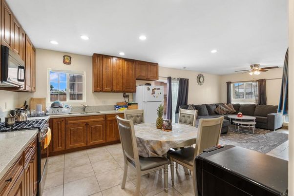 Dining room, Interior, Kitchen, Living room, Recessed Lighting