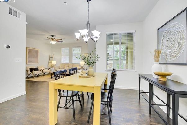Chandelier, Dining room, Interior, Recessed Lighting, Wood Texture Flooring