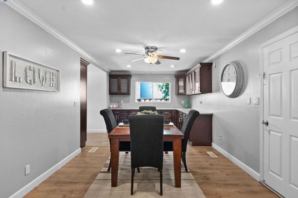 Dining room, Interior, Recessed Lighting, Wood Texture Flooring