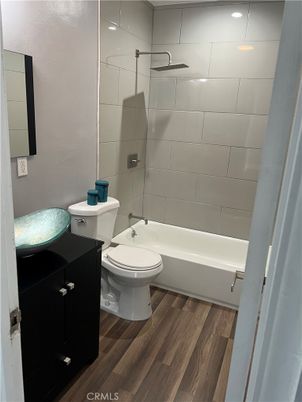 Bathroom, Interior, Recessed Lighting, Wood Texture Flooring