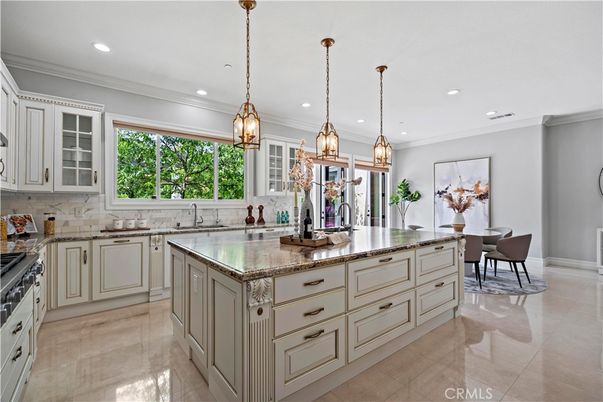 Dining room, Interior, Kitchen, Pendant Lights, Recessed Lighting