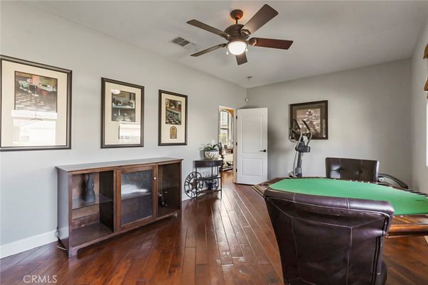 Game Room, Interior, Wood Texture Flooring