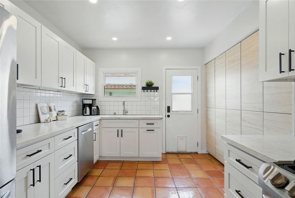 Interior, Kitchen, Recessed Lighting