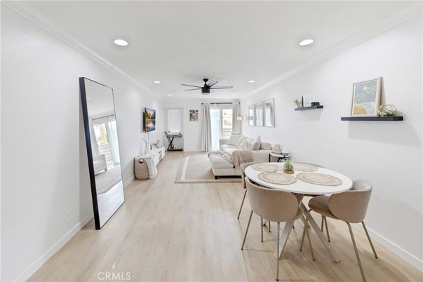 Dining room, Interior, Living room, Recessed Lighting, Wood Texture Flooring