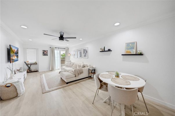 Dining room, Interior, Living room, Recessed Lighting, Wood Texture Flooring