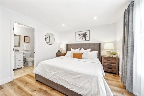 Bathroom, Bedroom, Interior, Recessed Lighting, Wood Texture Flooring