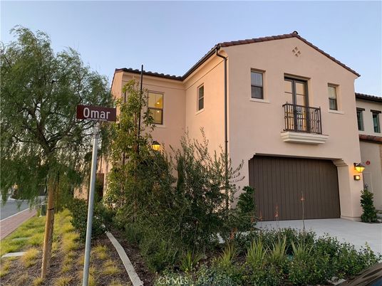 Attached, Exterior, Facade, Spanish Mediterranean