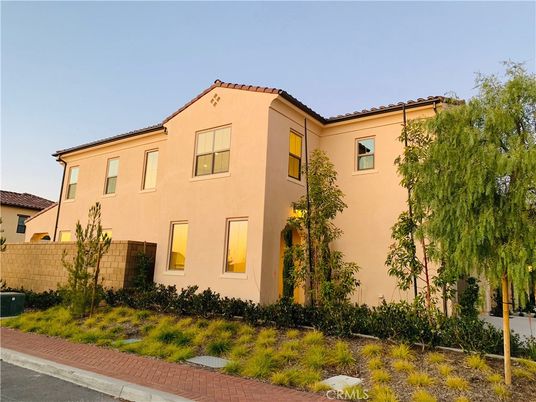 Exterior, Facade, Mediterranean