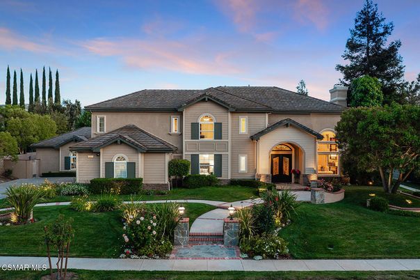 Backyard, Exterior, Facade, French Provincial