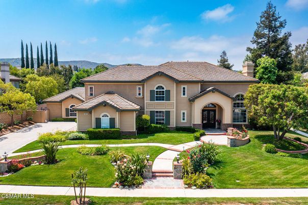 Backyard, Exterior, Facade, French Provincial