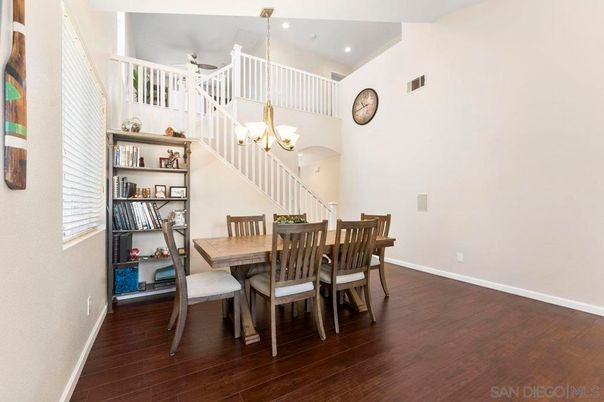 Chandelier, Dining room, Interior, Recessed Lighting, Wood Texture Flooring