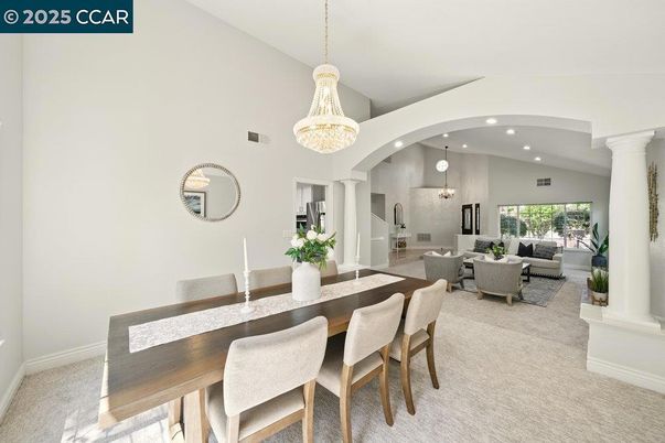 Chandelier, Dining room, Interior, Living room, Pendant Lights, Recessed Lighting