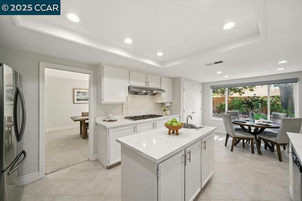 Dining room, Interior, Kitchen, Recessed Lighting, Stainless Steel Appliances