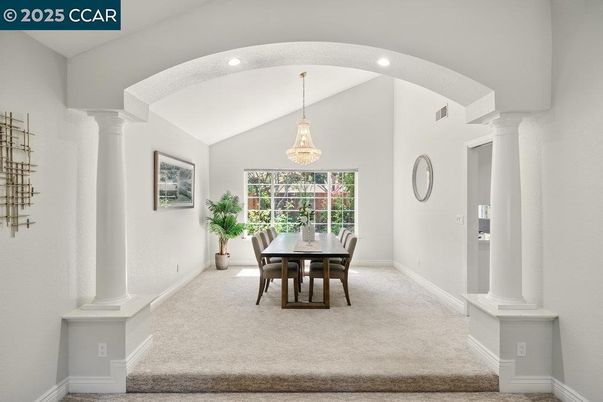 Dining room, Interior, Pendant Lights, Recessed Lighting
