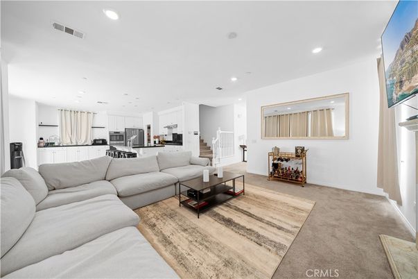 Interior, Kitchen, Living room, Pendant Lights, Recessed Lighting, Stainless Steel Appliances