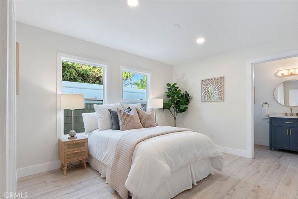 Bedroom, Interior, Recessed Lighting, Water, Wood Texture Flooring