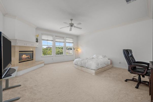 Bedroom, Fireplace, Home Office, Interior