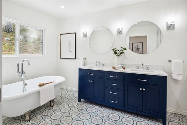 Bathroom, Dual Sink Vanities, Free Standing Baths, Interior, Recessed Lighting