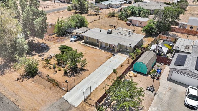 Exterior, Drone