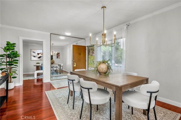 Chandelier, Dining room, Interior, Pendant Lights, Wood Texture Flooring