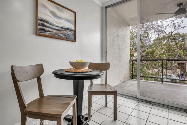 Dining room, Interior