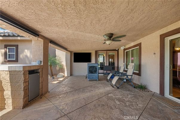 Exterior, Fireplace