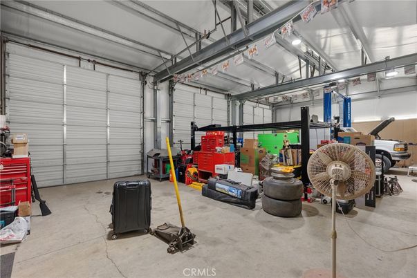 Garage, Interior
