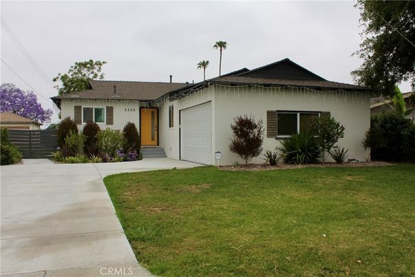 Attached, Backyard, Exterior, Facade, Ranch