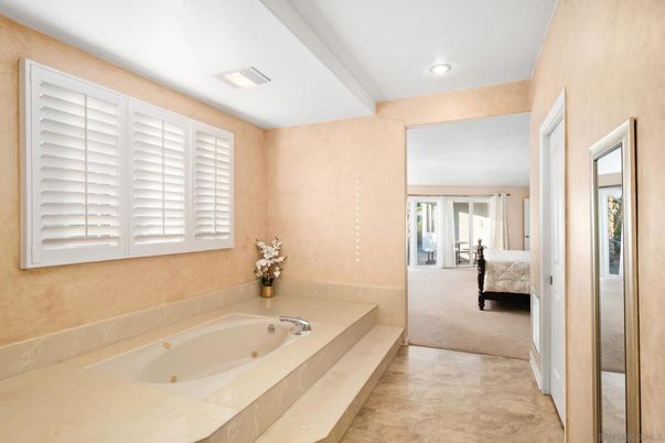 Bathroom, Bedroom, Interior, Recessed Lighting