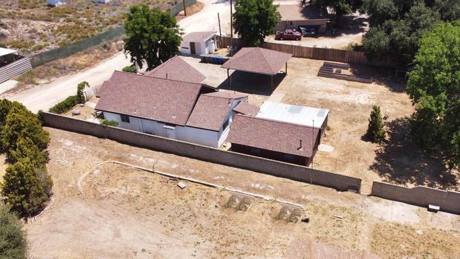 Exterior, Drone