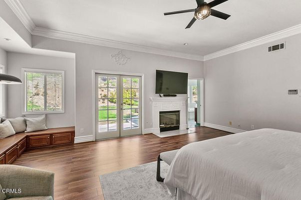 Bedroom, Fireplace, Interior, Wood Texture Flooring