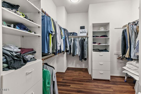 Interior, Walk-in Closets, Wood Texture Flooring