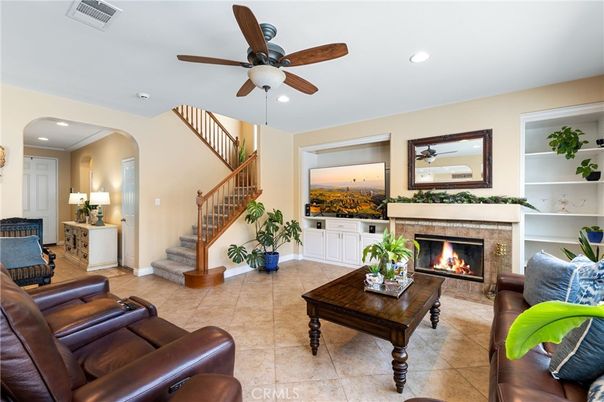 Fireplace, Interior, Living room, Recessed Lighting